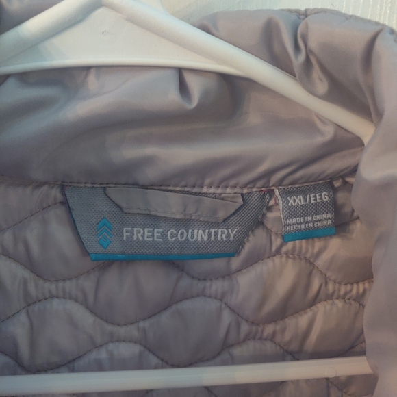 Puffer Vest - Free Country Vest - Picture 3 of 4
